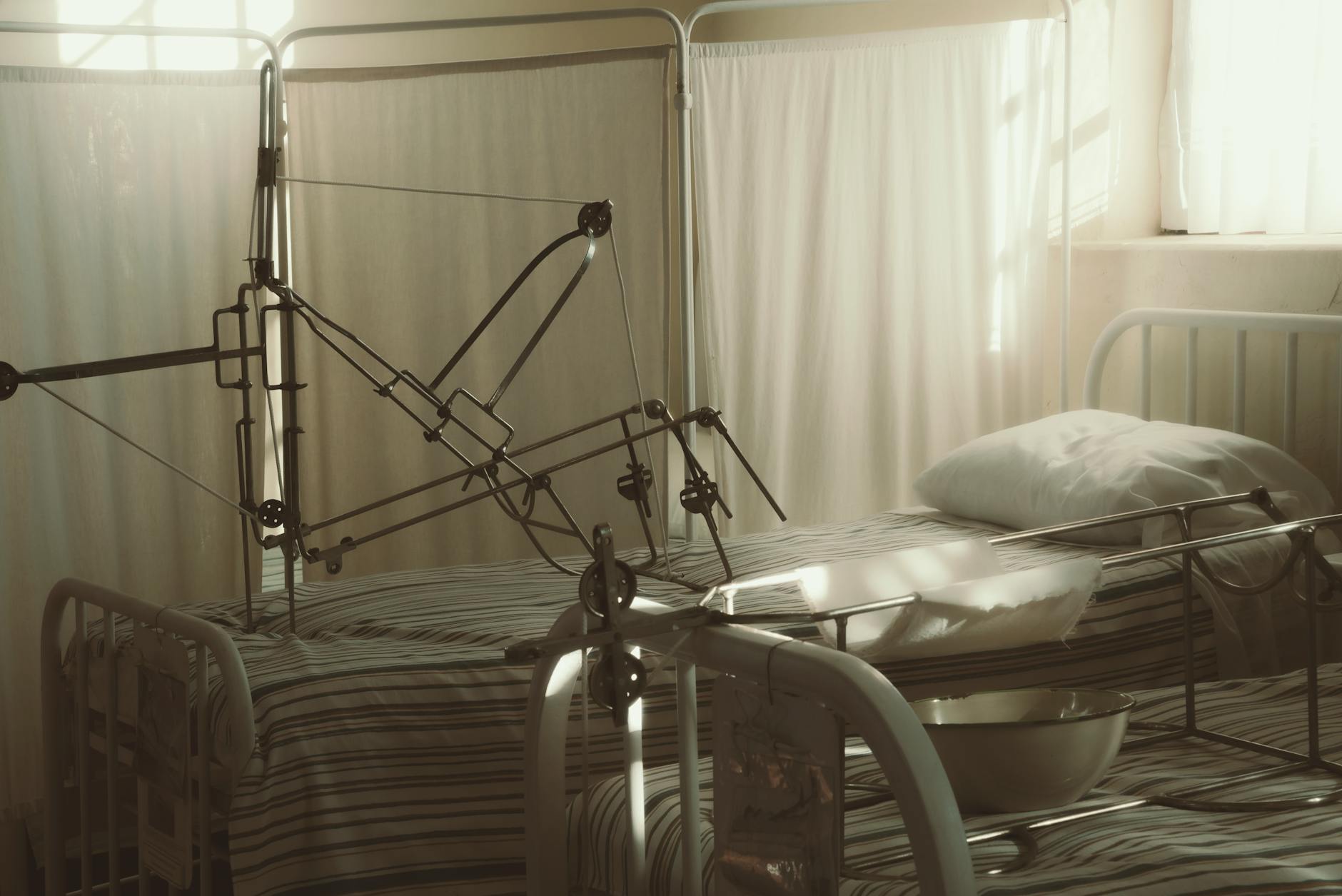 Personal Injury Law Settlements and Verdicts: What Determines Case Value